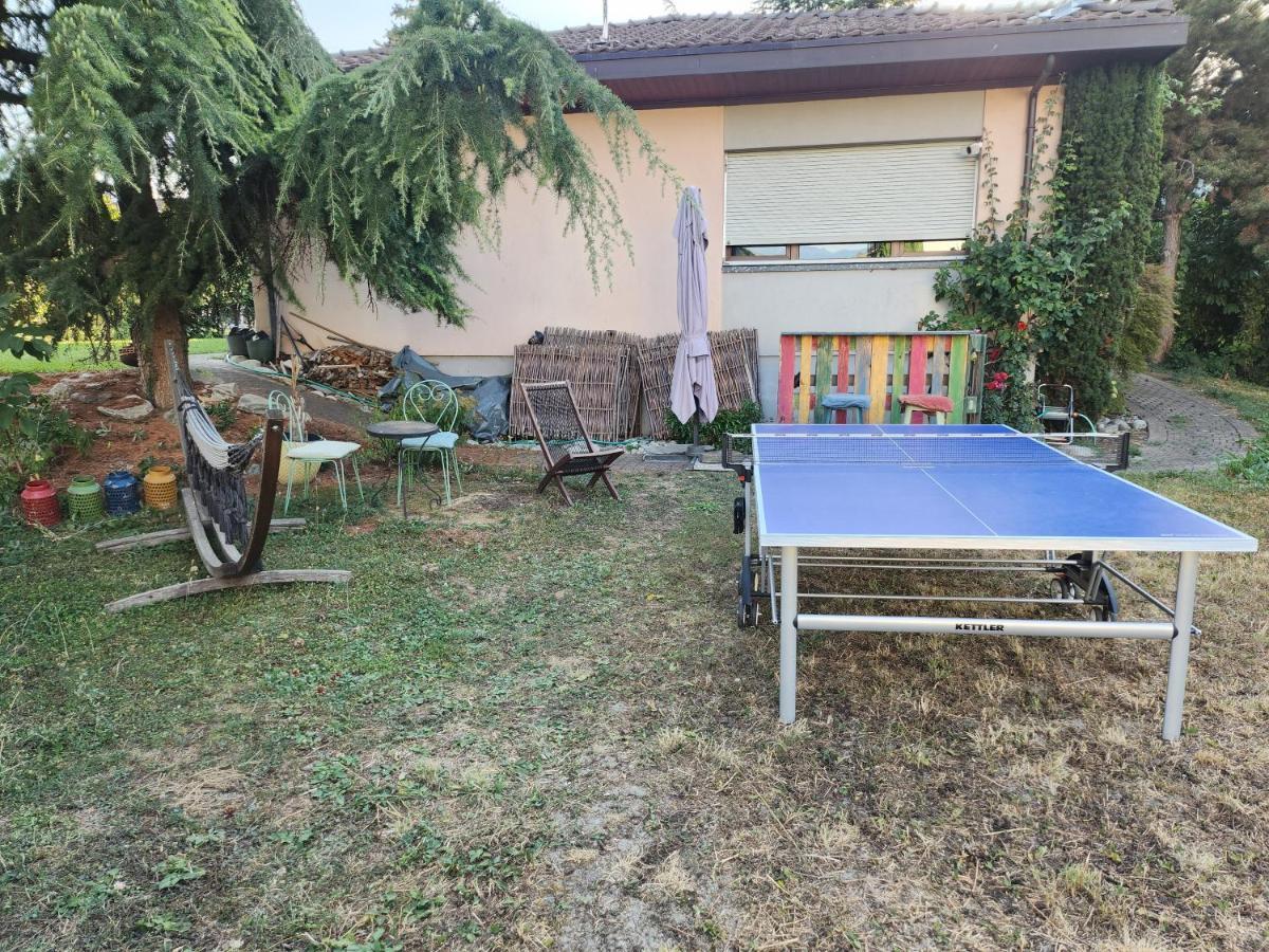 Bed and Breakfast Chez Pipo Conthey Екстер'єр фото