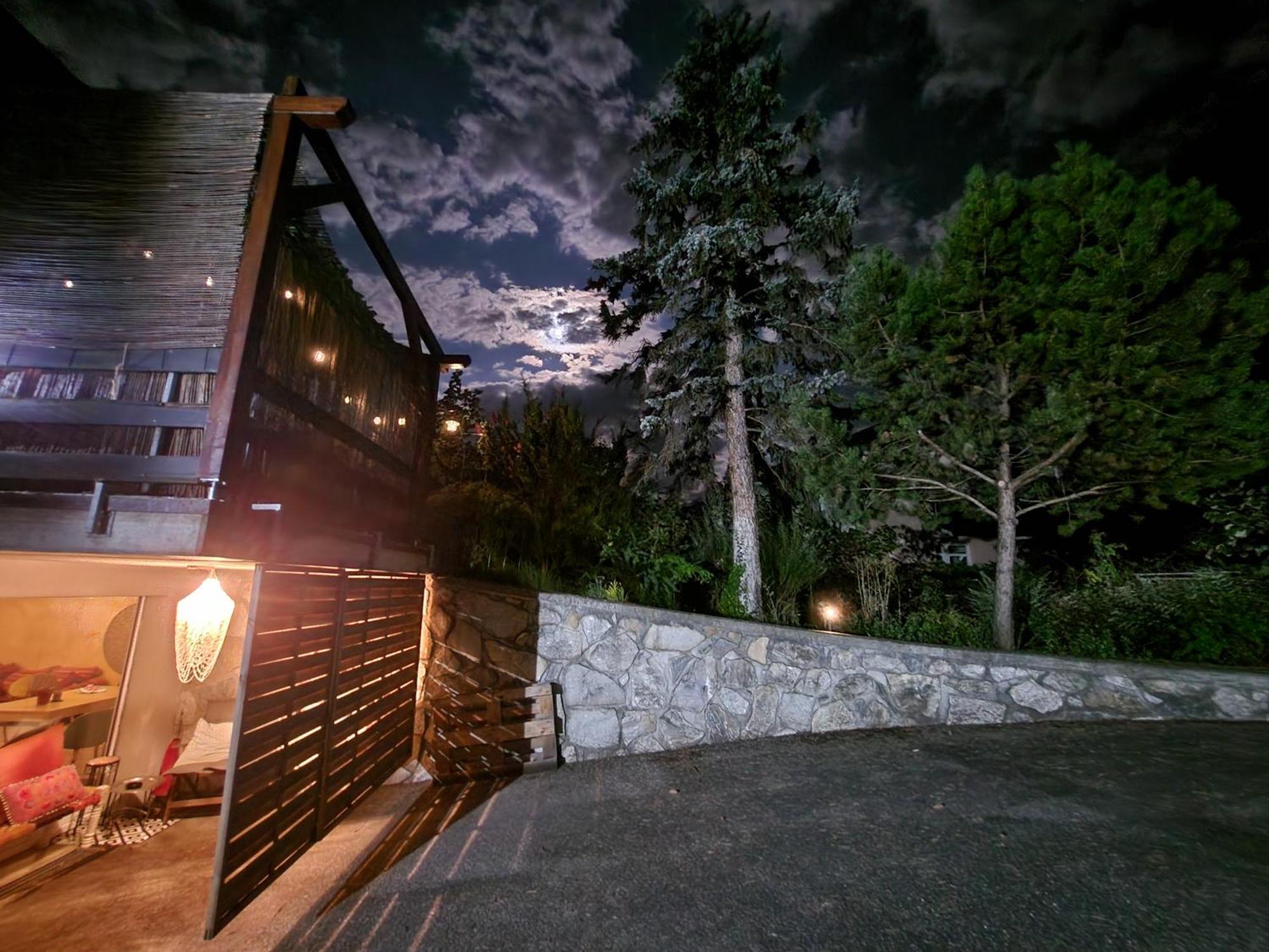 Bed and Breakfast Chez Pipo Conthey Екстер'єр фото